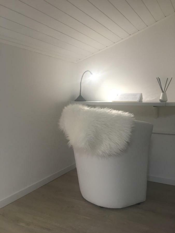La Mansarda Di Juliette Apartment Desenzano del Garda Ngoại thất bức ảnh